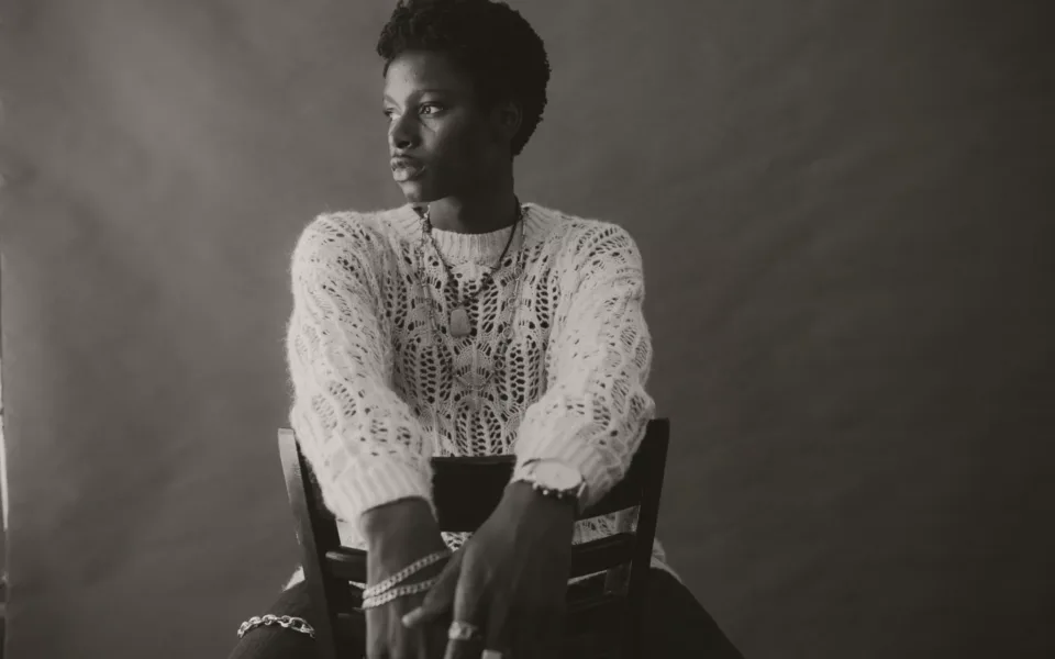 EKENE – Is Such A Talented & Exciting Nigerian R&B Phenom & You Will Hear It Clearly On His Debut Single ‘Lullaby’