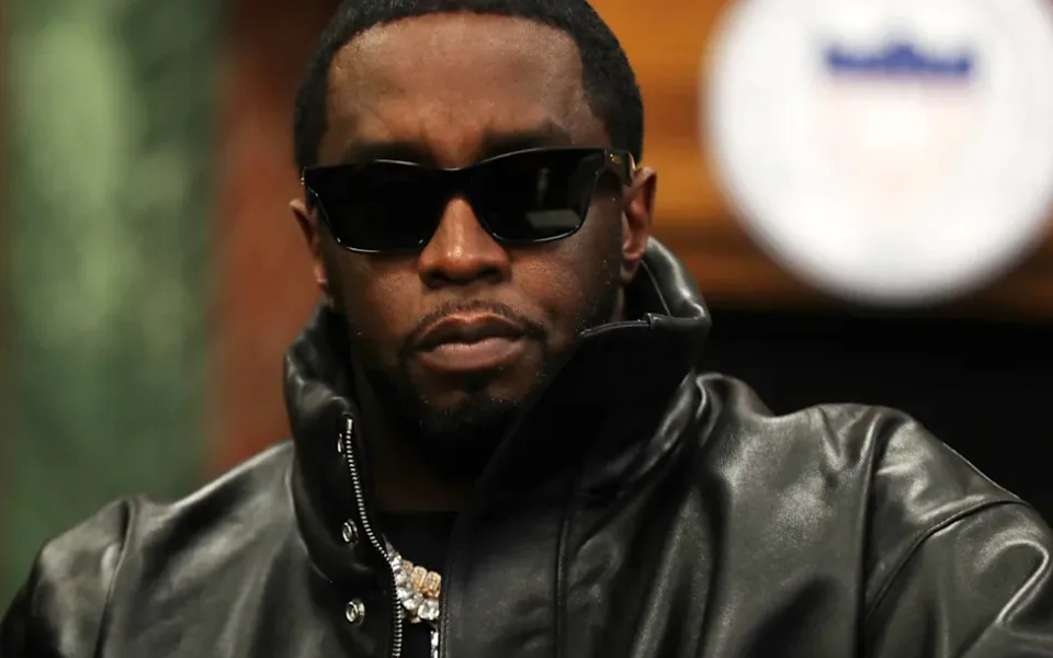 Diddy Gets Into A Fight With Jamaican Drug Lord In Prison & It Got Bad